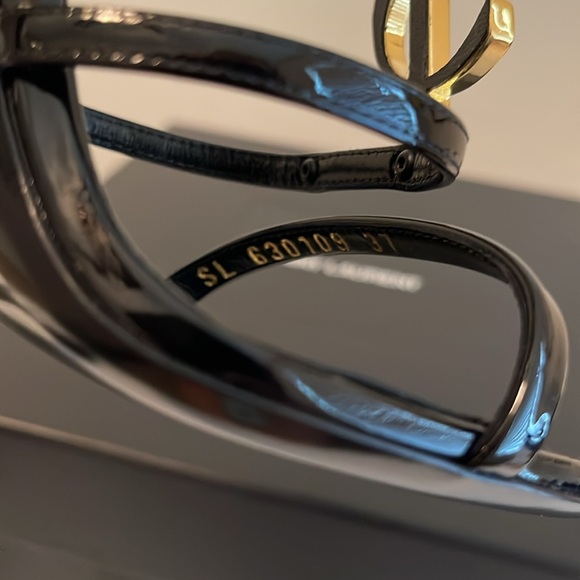 Saint Laurent Cassandra Heels - Picture 10 of 12